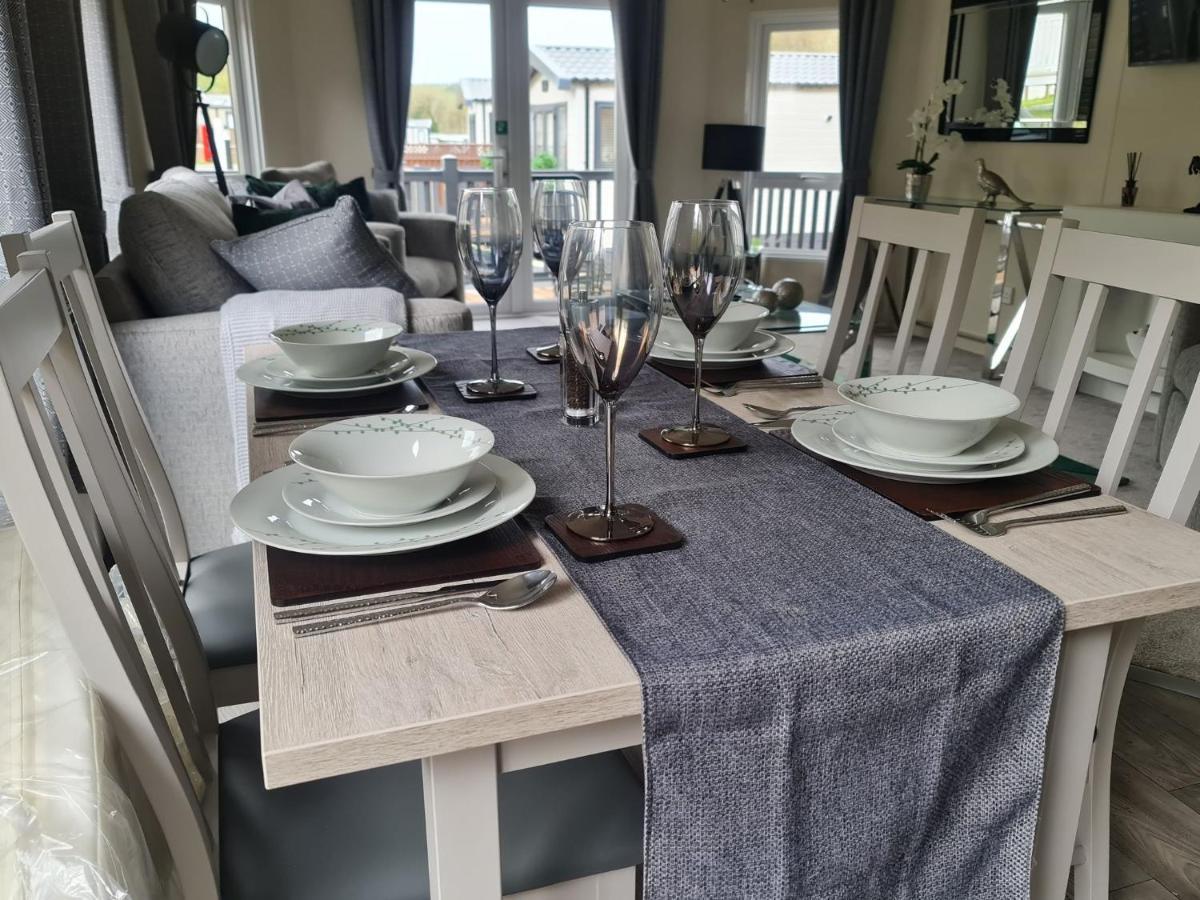 The Ceredigion - Plot 26, Woodlands Lodge Retreat, New Quay, West Wales Llanina Экстерьер фото